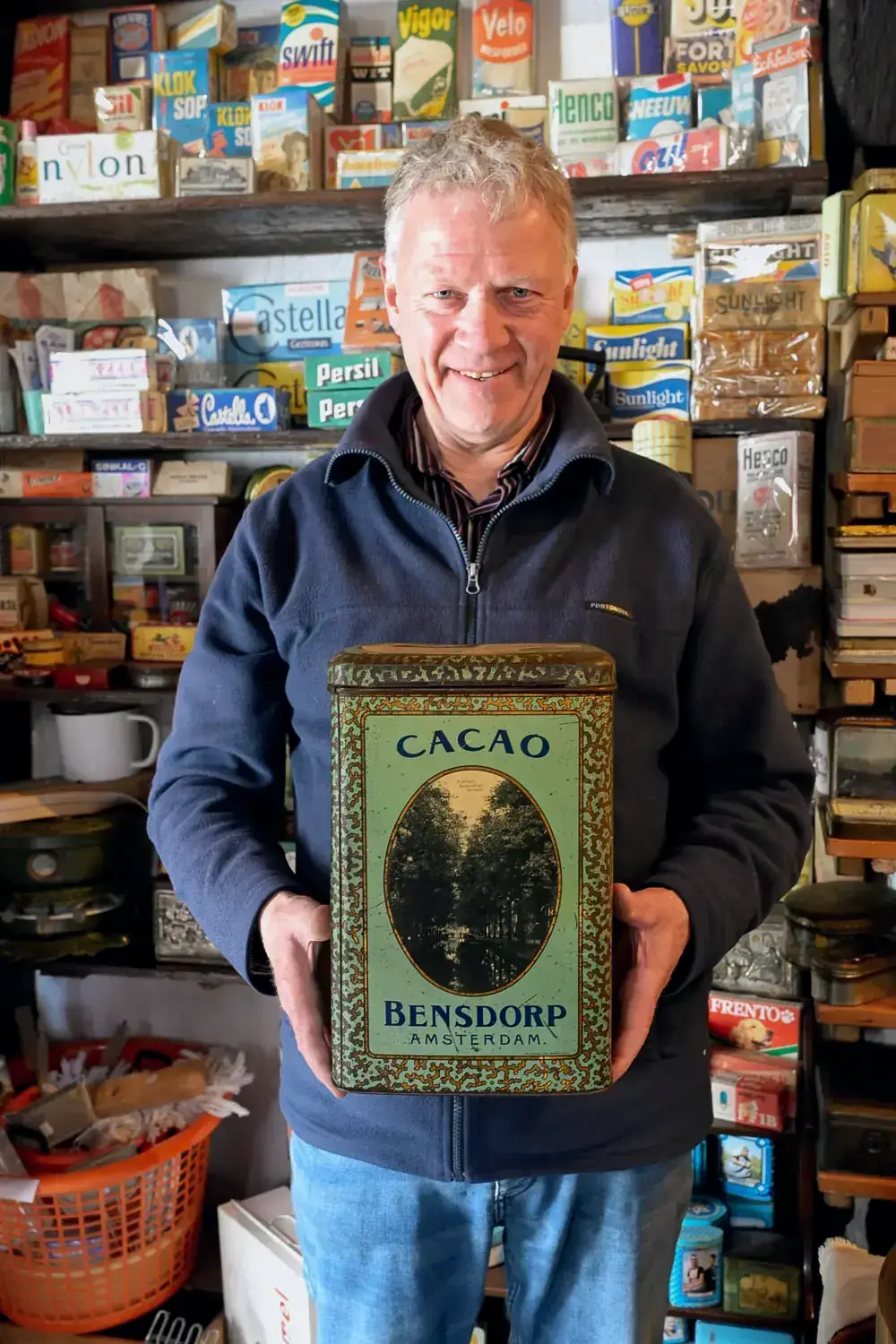 Bensdorp cacao blik van 5 kg uit Amsterdam